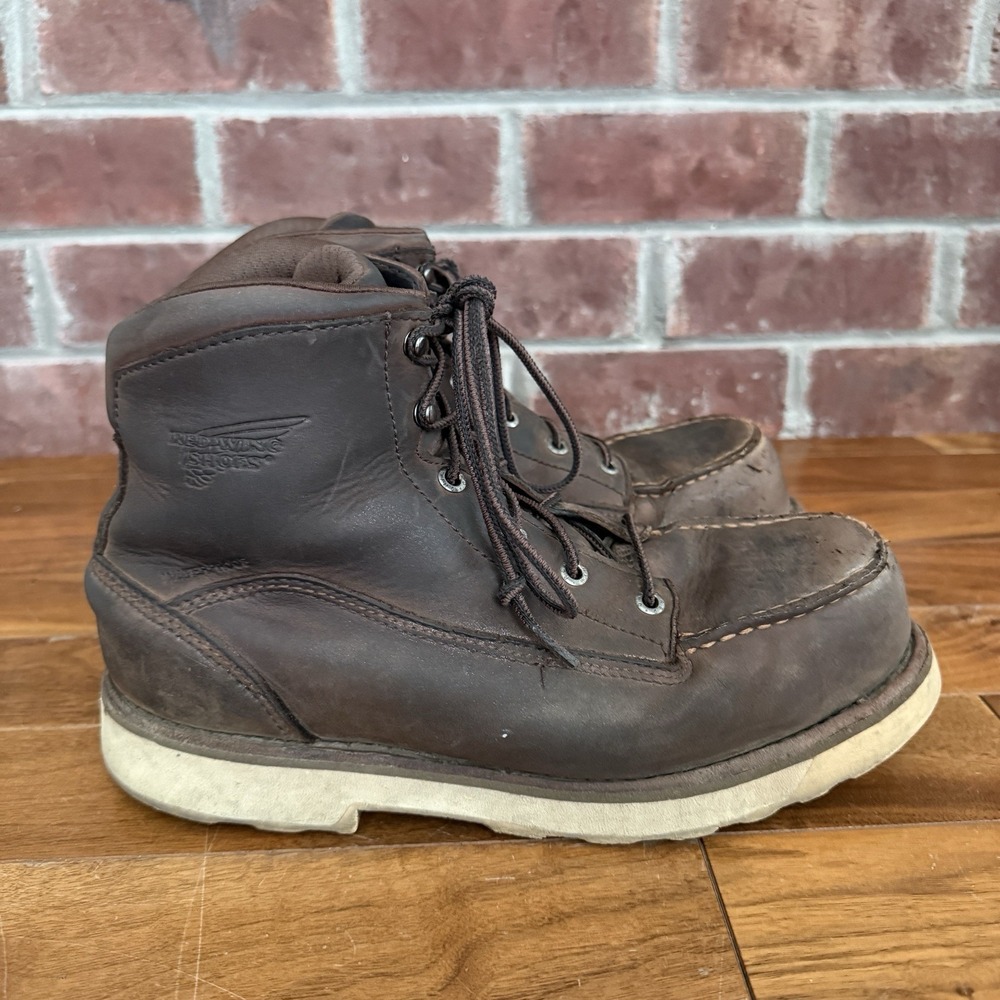 Red Wing Boots Men's Size 9 ASTM F2413-18 Brown Vibram Sole Waterproof - Picture 2 of 9